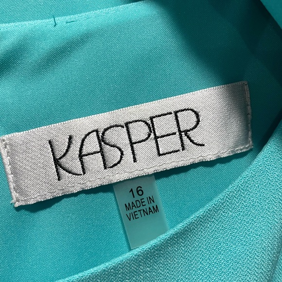 Kaspar tailored dress, matching jacket in stunning turquoise. - Picture 4 of 7